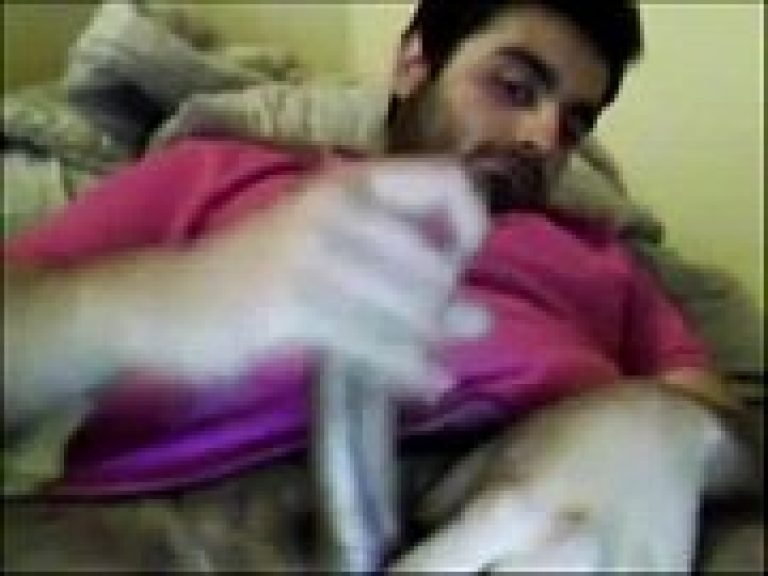 Hidden cam gay porn MMS of college student jerking his big dick