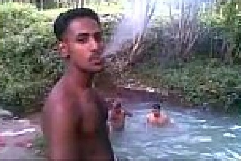 Indian Kerala gay boys swimming nude and playing sexually