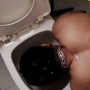 Punjabi gay bottom making fun with cum shampoo and piss shower