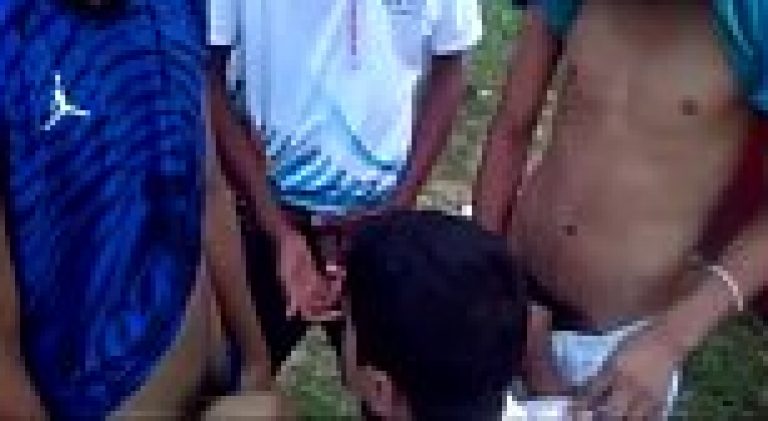 Group Indian gay porn video of Odisha boy sucks several dicks