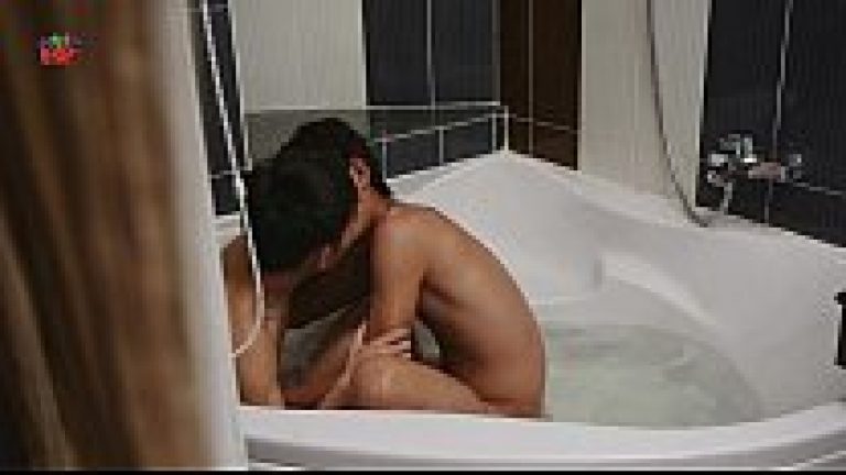 XXX sex video of desi gays hardcore fuck in bath tub