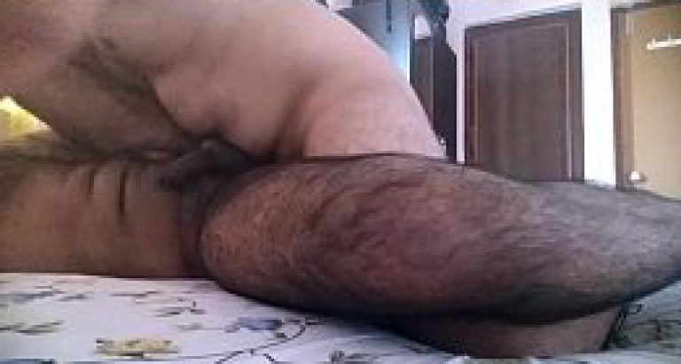 Hairy gandu Indian gay bottom enjoy hardcore desi anal fuck