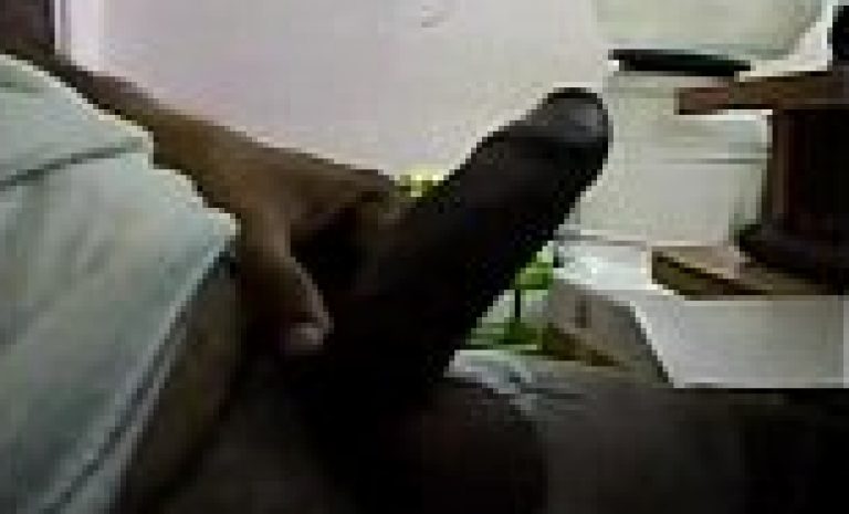 Agra Indian gay manager masturbate & cumshot for fun in office